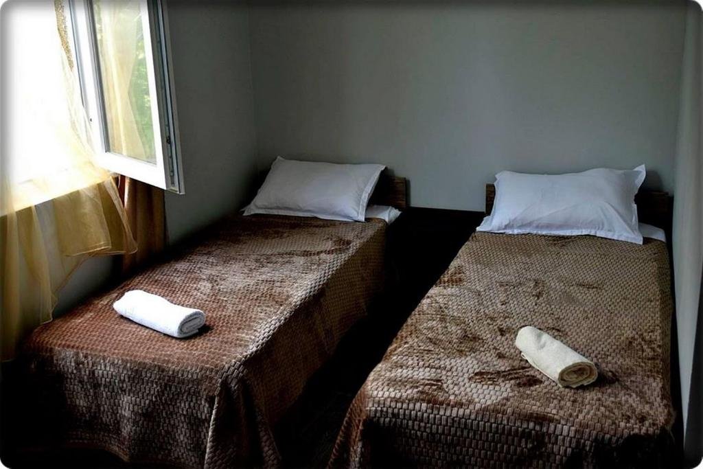 Guest House QEDI