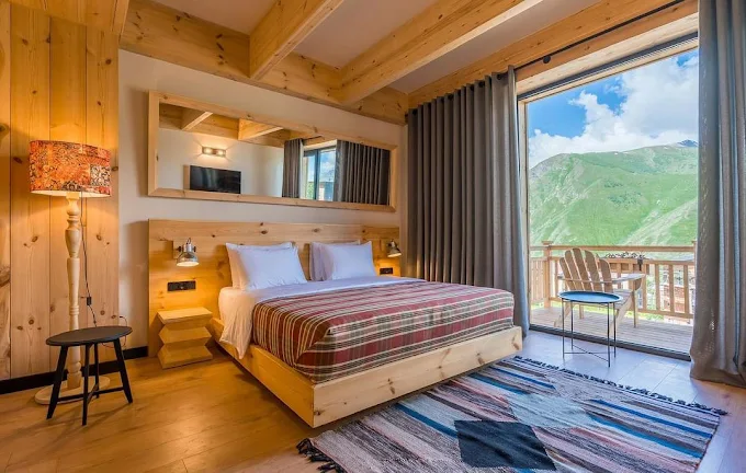 1740 Boutique Hotel Kazbegi bedrom